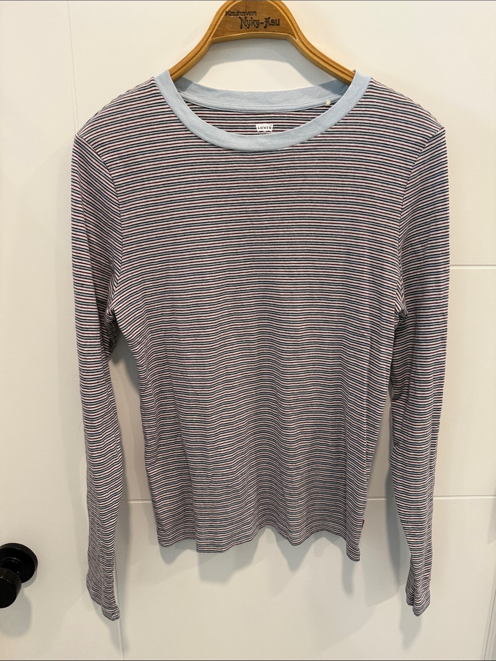 Levi's Long Sleeve Striped Crewneck Top in Light Blue size large